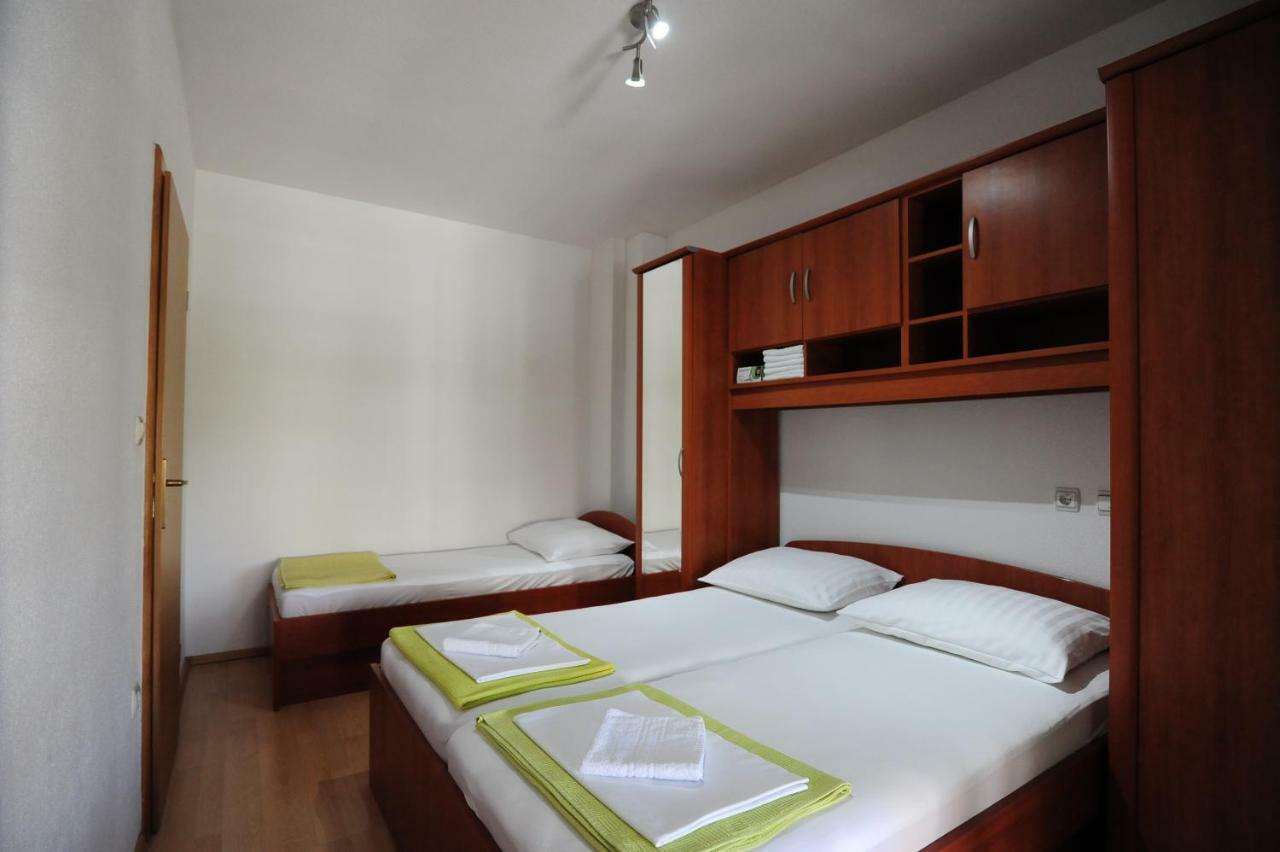 Milic Apartments Макарска Экстерьер фото